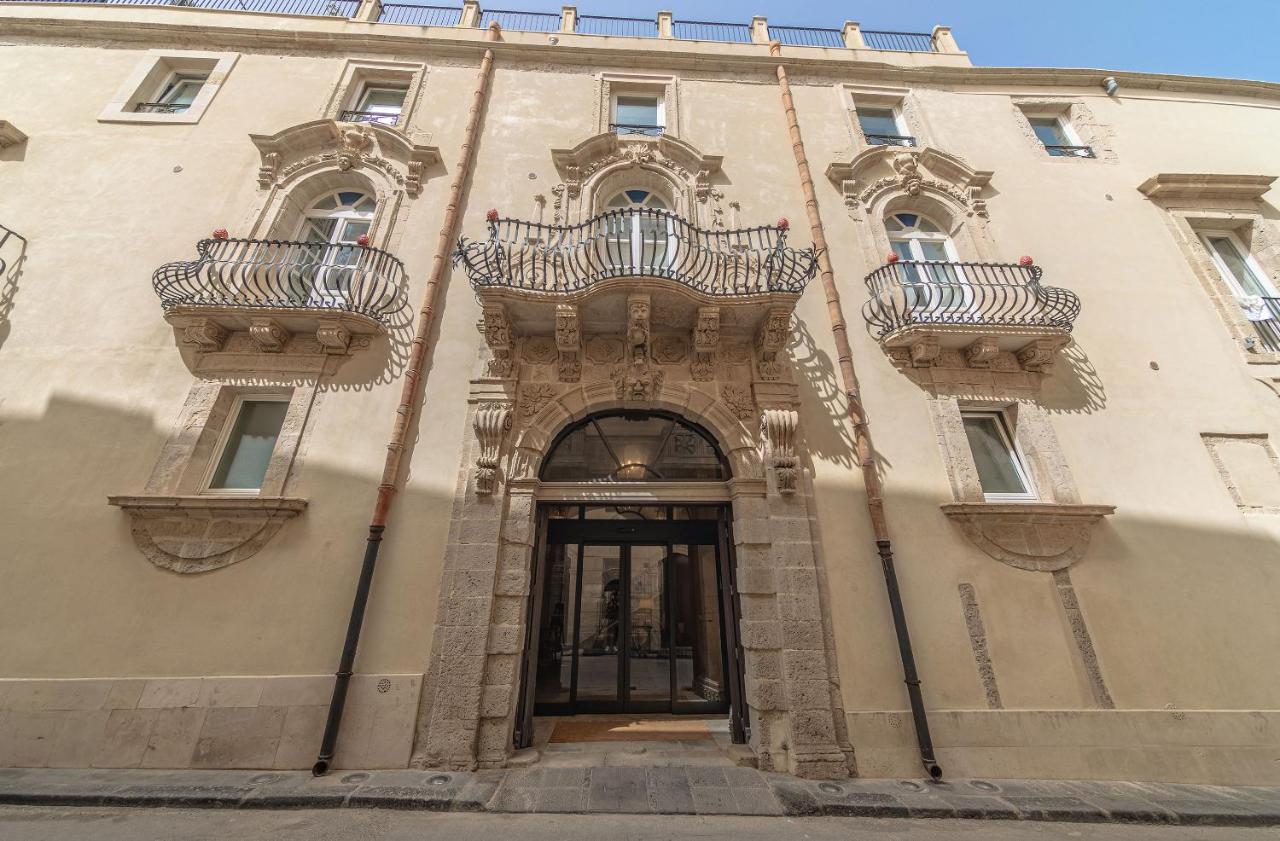 Algila Ortigia Charme Hotel Syracuse Buitenkant foto